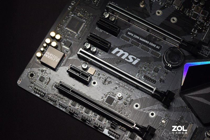 重回微星主板怀抱，微星Z390 Gaming Edge AC刀锋版装机点评