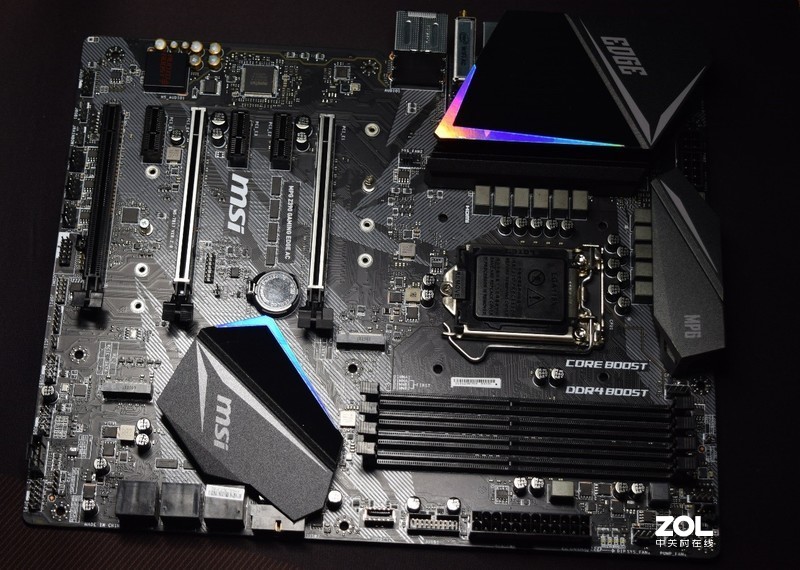 重回微星主板怀抱，微星Z390 Gaming Edge AC刀锋版装机点评