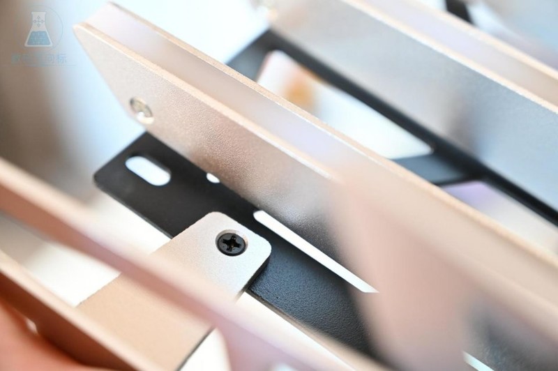 异形爱好者的机箱MOD大玩具，大水牛铁血战士机箱体验