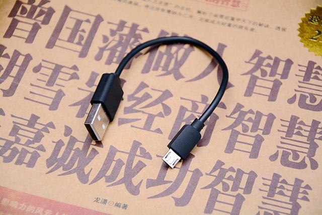 颈挂式、磁吸附，雷柏XS100蓝牙耳机售价不到Bose、大法的零头