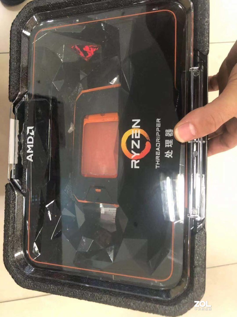 AMD 2950X 微星X399创世 芝奇32G幻光戟