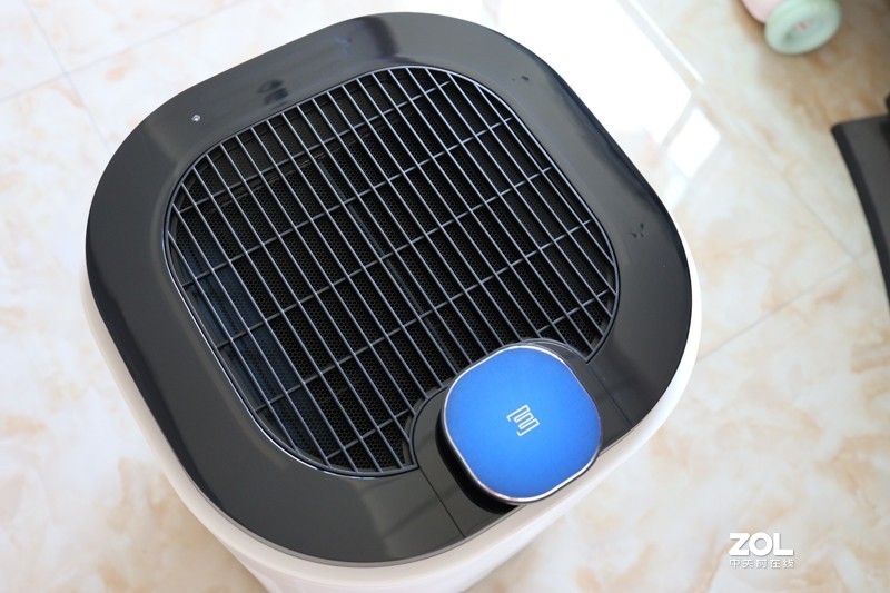 给女儿的健康成长加一道防护，ATMOBOT Pro有眼、有脚、有大脑的空气净化机器人评测