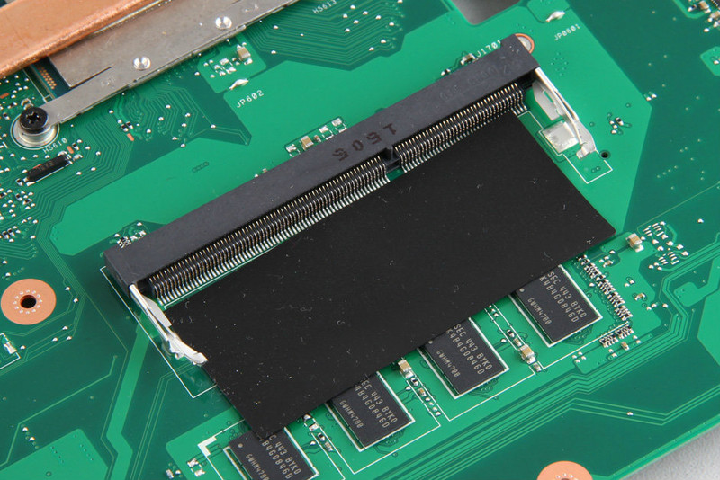 内涵丰富的大块头！华硕K751L拆解图赏