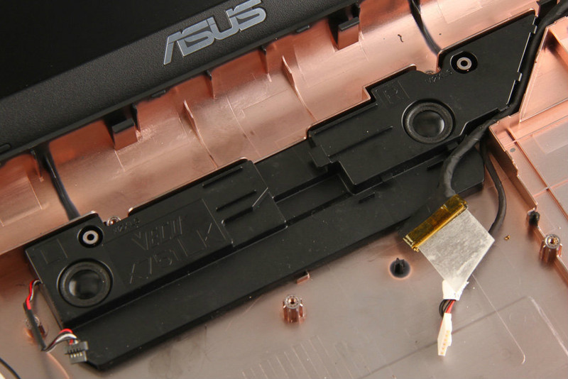 内涵丰富的大块头！华硕K751L拆解图赏