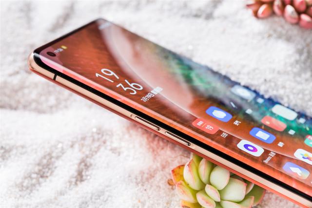 10亿色彩屏幕，120Hz高刷新率！这款手机爽得你浑身鸡皮疙瘩！