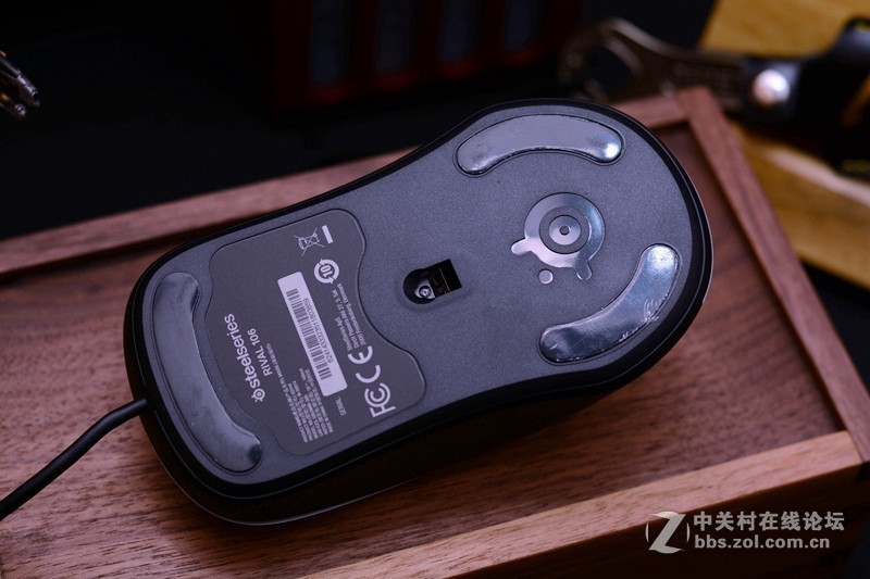 颜值很高、分量只有80g，赛睿Rival106鼠标开箱