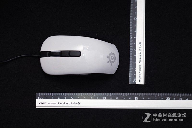 颜值很高、分量只有80g，赛睿Rival106鼠标开箱