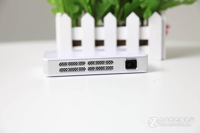 移动的电影院是这样滴