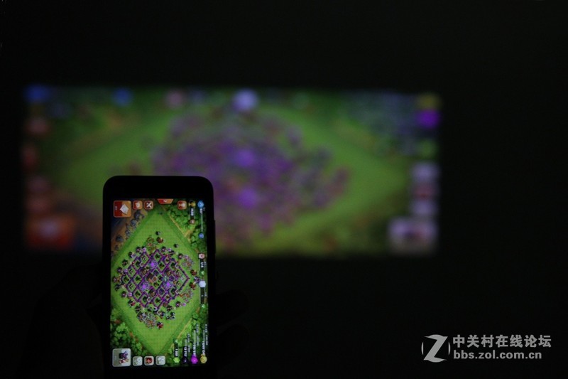 移动的电影院是这样滴