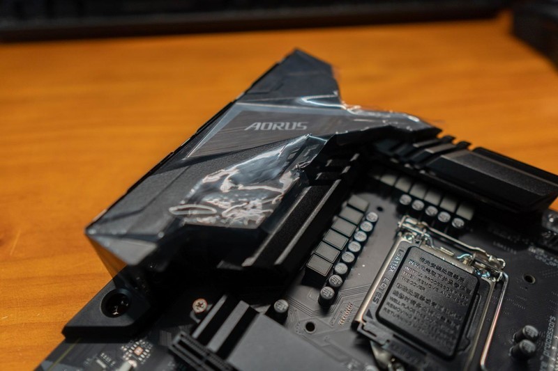 无需发票质保四年，技嘉 Z390 AORUS PRO WIFI 主板开箱测试