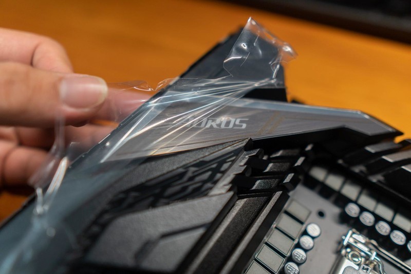 无需发票质保四年，技嘉 Z390 AORUS PRO WIFI 主板开箱测试