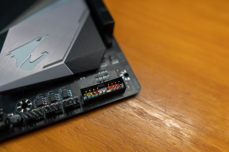 无需发票质保四年，技嘉 Z390 AORUS PRO WIFI 主板开箱测试