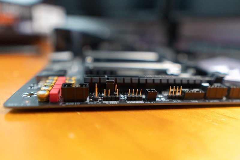 无需发票质保四年，技嘉 Z390 AORUS PRO WIFI 主板开箱测试