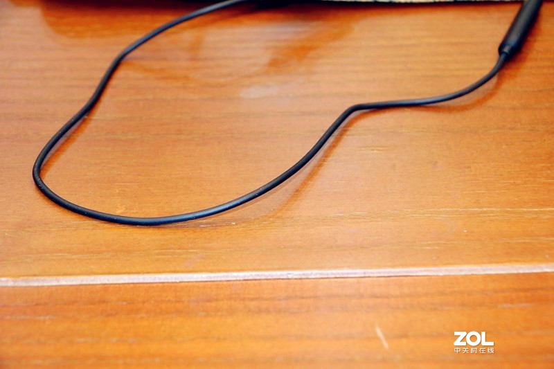 羽量化的灵魂歌者—Nank南卡 S2颈挂式蓝牙耳机体验