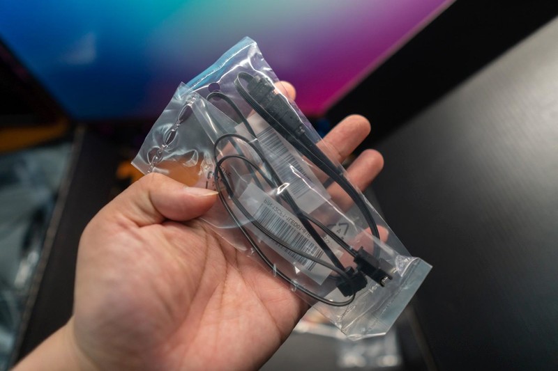 无需发票质保四年，技嘉 Z390 AORUS PRO WIFI 主板开箱测试