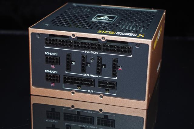 青出于蓝而胜于蓝，安钛克 HCG-X1000W，玫瑰金电源一探究竟