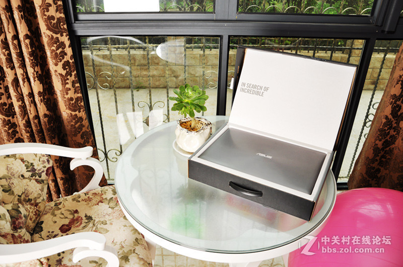 华硕ZenBook Pro UX501 开箱初体验！
