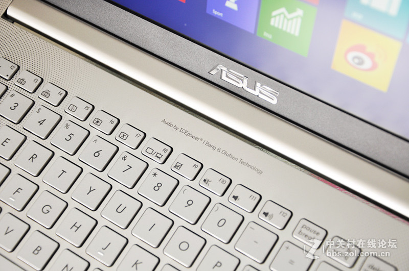 华硕ZenBook Pro UX501 开箱初体验！