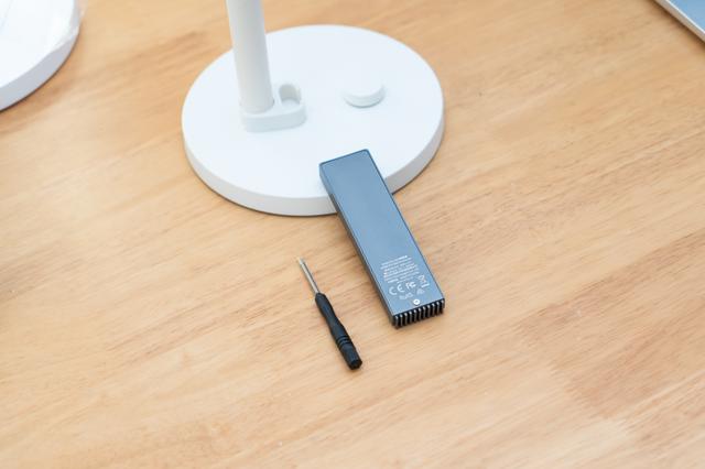 升级下来的NV固态别扔，装到硬盘盒里，性能依然强悍