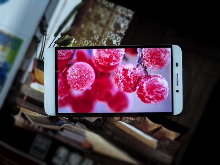 【乐视超级手机1---创新之美，令人窒息】屏幕