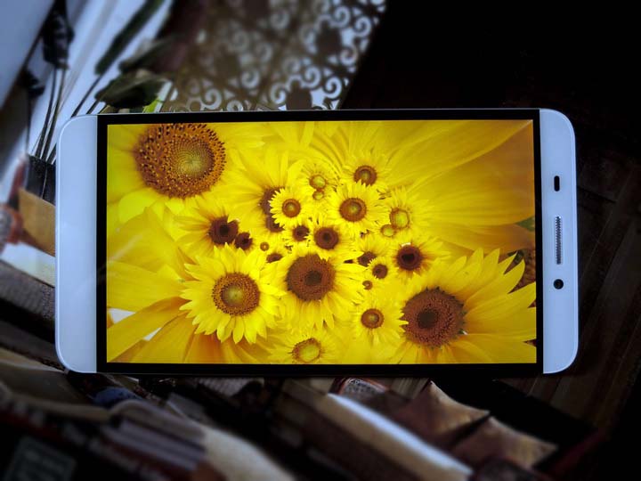 【乐视超级手机1---创新之美，令人窒息】屏幕