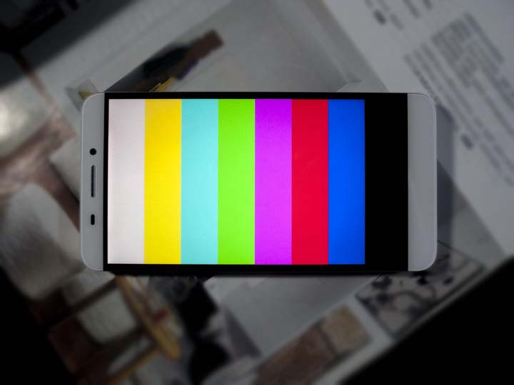 【乐视超级手机1---创新之美，令人窒息】屏幕