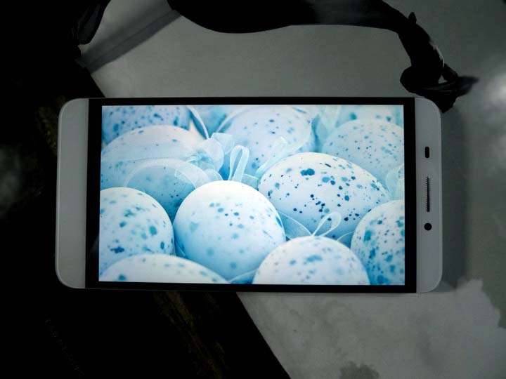 【乐视超级手机1---创新之美，令人窒息】屏幕