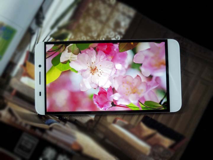 【乐视超级手机1---创新之美，令人窒息】屏幕