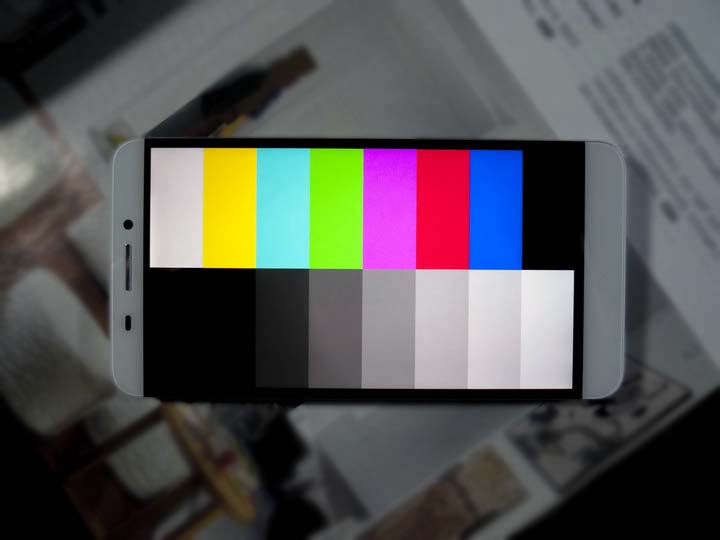 【乐视超级手机1---创新之美，令人窒息】屏幕