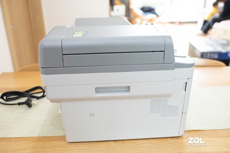 疫情下在家如何从容面对工作压力，高效工具让你事半功倍——兄弟DCP-B7535DW一体机