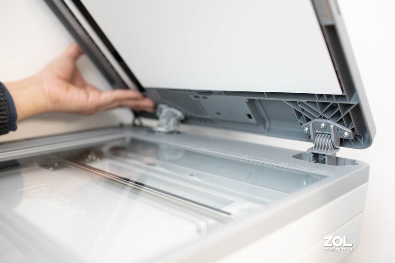 疫情下在家如何从容面对工作压力，高效工具让你事半功倍——兄弟DCP-B7535DW一体机