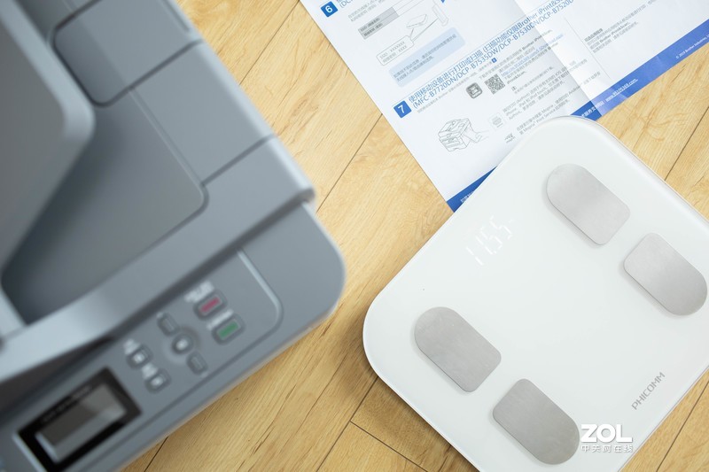 疫情下在家如何从容面对工作压力，高效工具让你事半功倍——兄弟DCP-B7535DW一体机