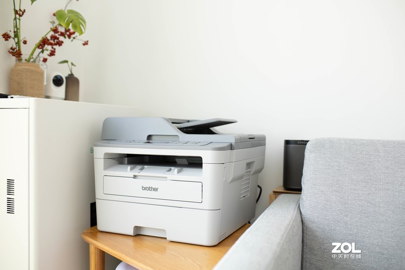 疫情下在家如何从容面对工作压力，高效工具让你事半功倍——兄弟DCP-B7535DW一体机
