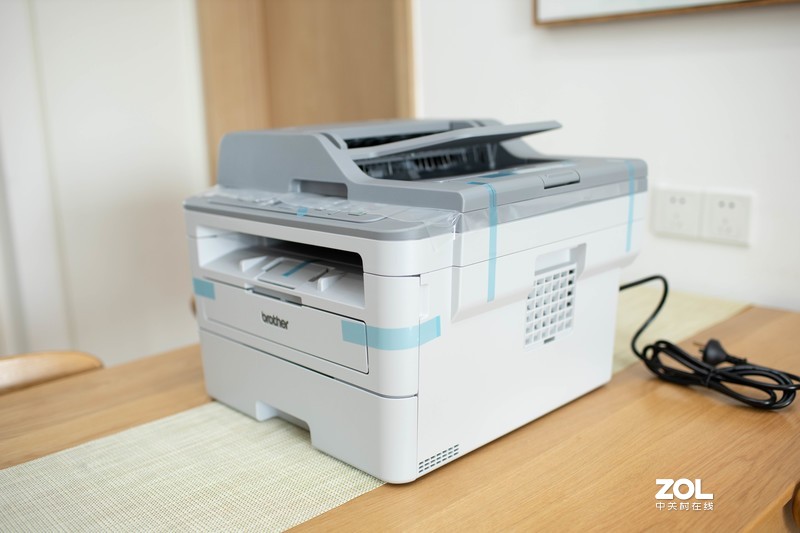 疫情下在家如何从容面对工作压力，高效工具让你事半功倍——兄弟DCP-B7535DW一体机