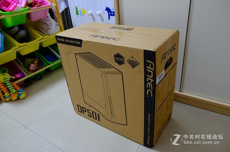 侧透防尘大空间，自带ARGB控制器，为你省钱的安钛克暗黑系DP501中塔机箱点评