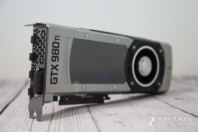 早买早享受  GTX 980 Ti开箱