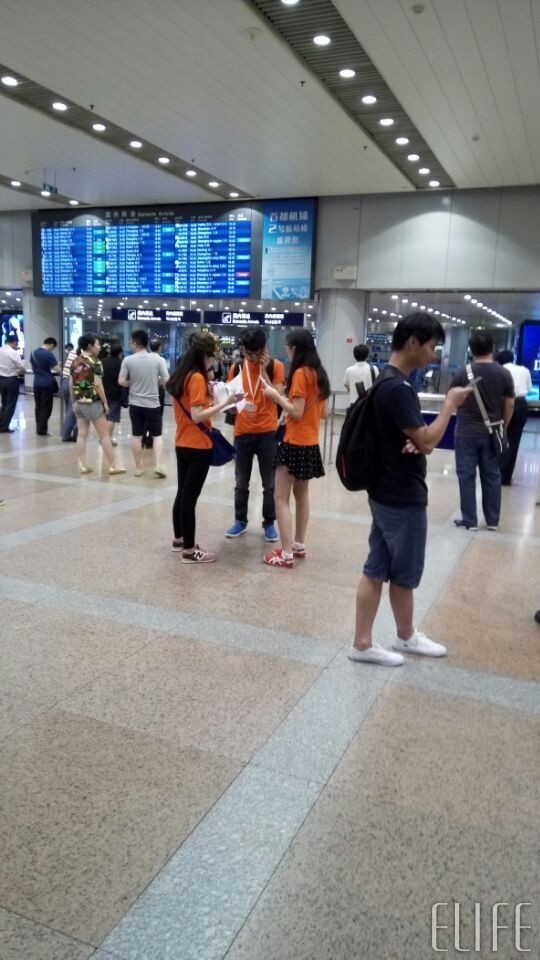 #我在M5&E8发布会现场#激情四溢的夜晚