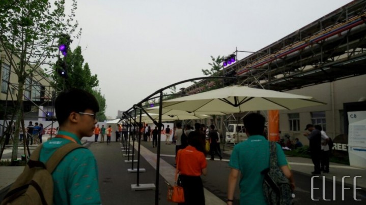 #我在M5&E8发布会现场#激情四溢的夜晚