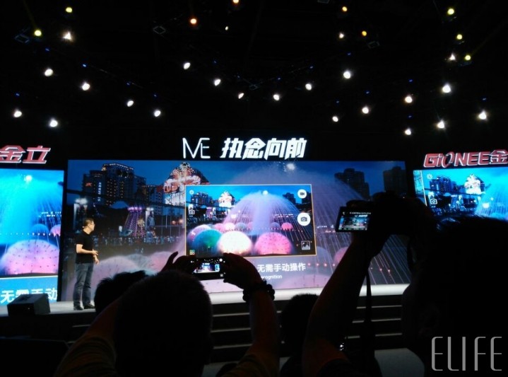 #我在M5&E8发布会现场#激情四溢的夜晚