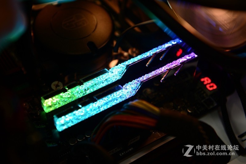 如皇冠上的钻石一般璀璨-----芝奇 皇家戟32GB DDR4-3200 内存套装评测