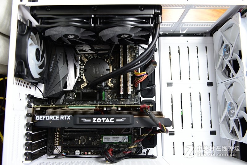 如皇冠上的钻石一般璀璨-----芝奇 皇家戟32GB DDR4-3200 内存套装评测