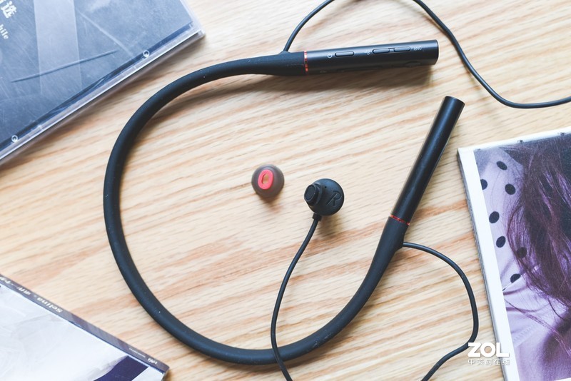 主动降噪的负优化问题，终于解决了！颈挂新旗舰EHD9001BA价格有惊喜