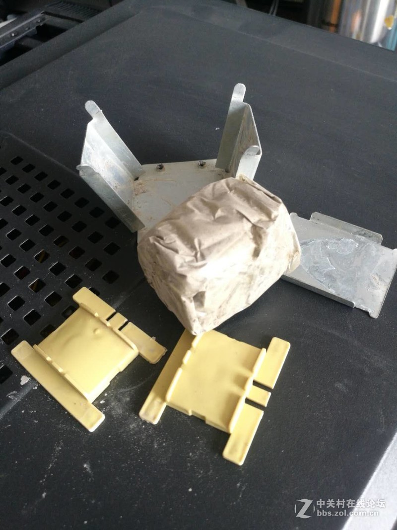 这台式机电源，不是铁打的！是水泥做的！