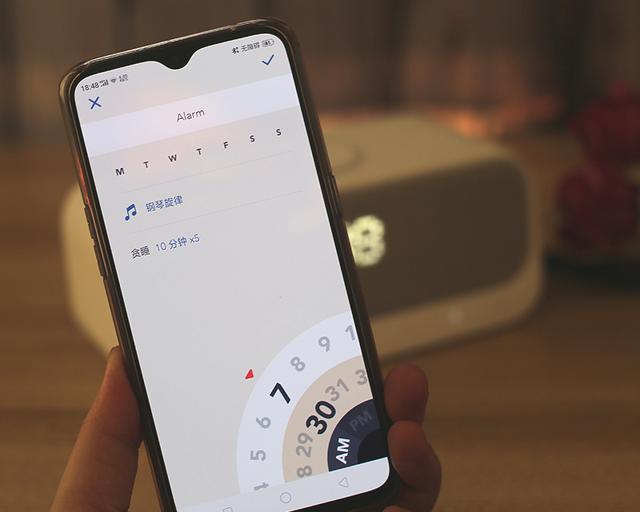 让生活更具品质，安克创新Soundcore多功能床头音箱