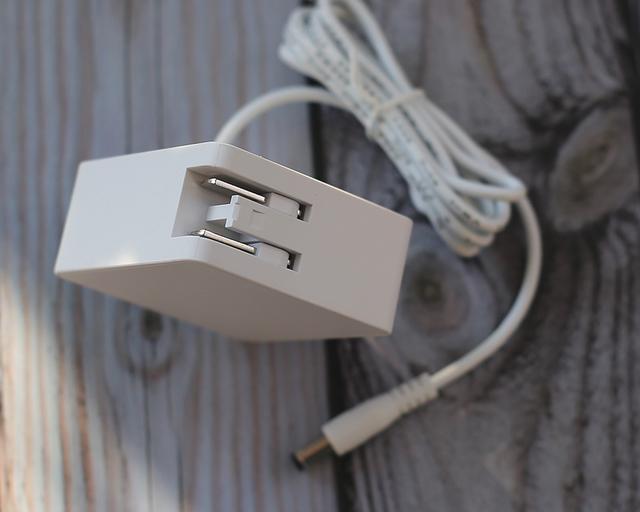 让生活更具品质，安克创新Soundcore多功能床头音箱