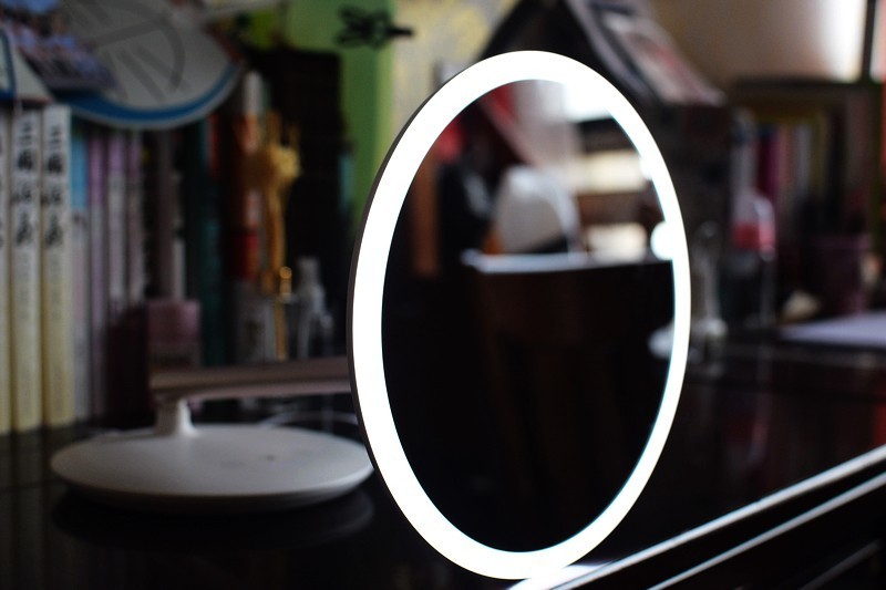 网红魔镜开箱测评！光线打得好，化妆没烦恼！