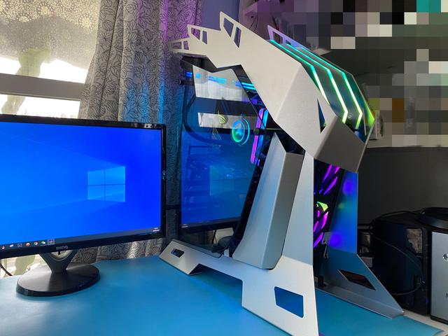 异形机箱好玩吗？装一个看看效果如何，大水牛铁血战士铝合金酷不