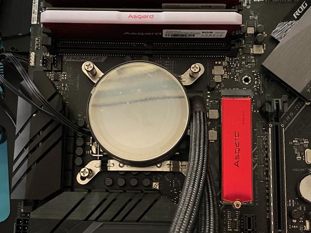 异形机箱好玩吗？装一个看看效果如何，大水牛铁血战士铝合金酷不