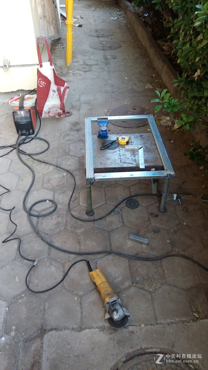 私人定制光污染机桌一体双人工作台