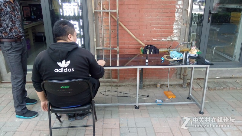 私人定制光污染机桌一体双人工作台